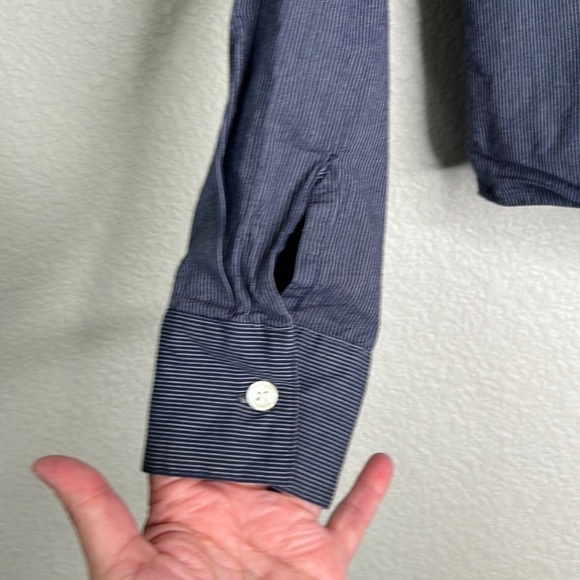 Old Navy Blue & White Striped Button Down Top Size Small - Picture 3 of 5